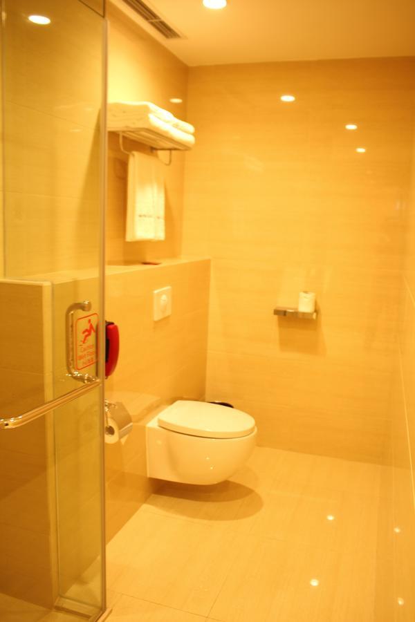 Intercity Hotel Qingdao Eksteriør billede