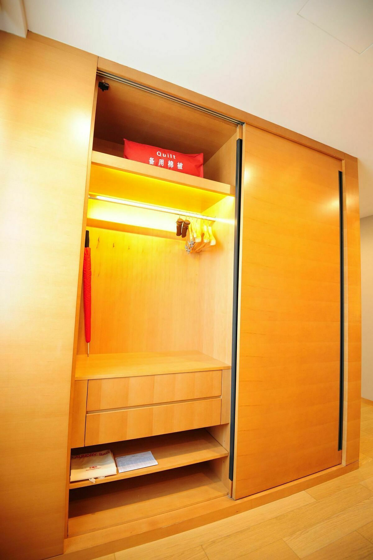 Intercity Hotel Qingdao Eksteriør billede